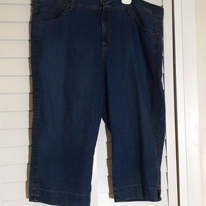 Capri jeans, Size 22W